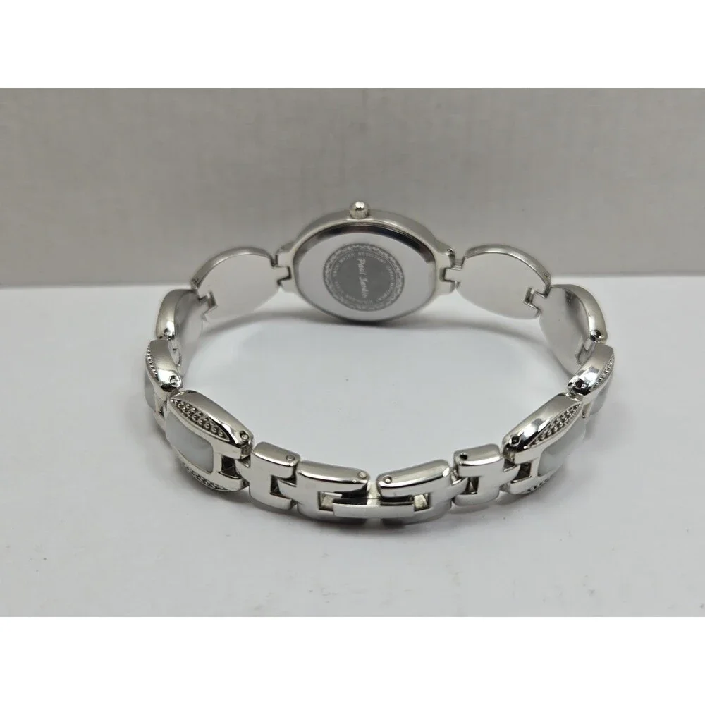 Paul Jardin Womens Silver Tone Cat Eye Bracelet Quartz Watch Dainty New Battery
